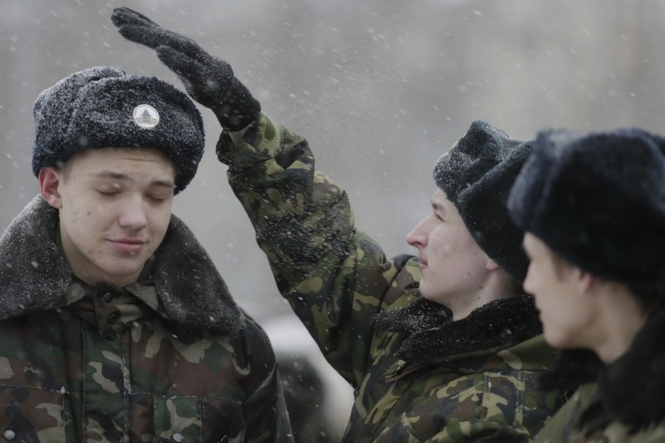 Парад войск Псковского гарнизона в День защитника Отечества Парад войск Псковского гарнизона в День защитника Отечества