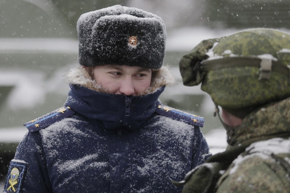 Парад войск Псковского гарнизона в День защитника Отечества Парад войск Псковского гарнизона в День защитника Отечества