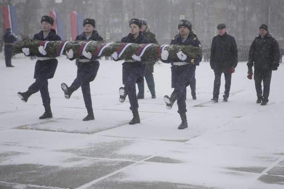 Парад войск Псковского гарнизона в День защитника Отечества Парад войск Псковского гарнизона в День защитника Отечества
