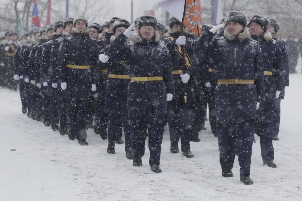 Парад войск Псковского гарнизона в День защитника Отечества Парад войск Псковского гарнизона в День защитника Отечества