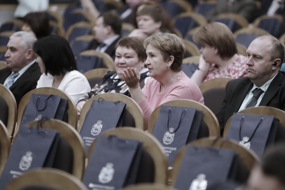 Псковской области торжественно вручили официальные символы Псковской области торжественно вручили официальные символы