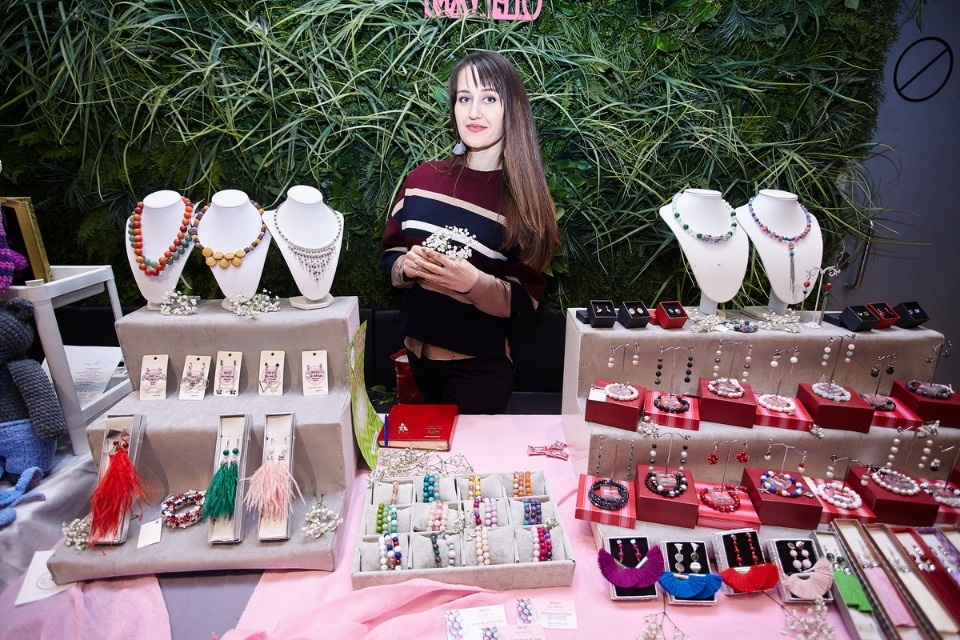 Весенняя ярмарка «ART-ель». День первый