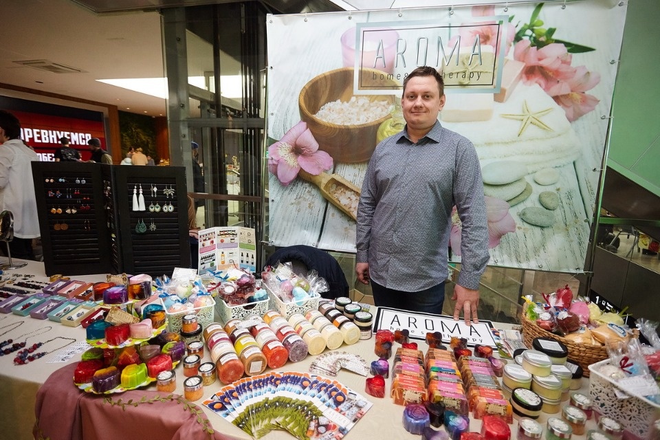 Весенняя ярмарка «ART-ель». День первый