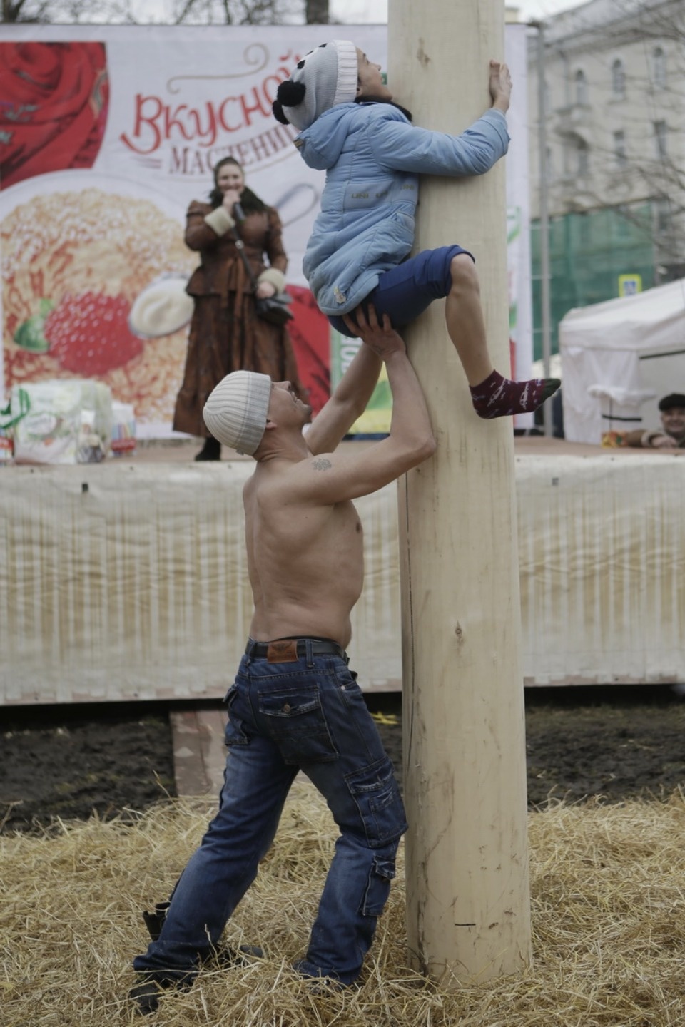Проводы русской зимы и масленичные гуляния в Пскове