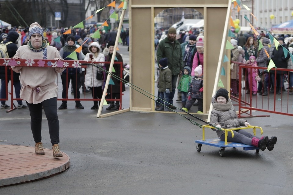 Проводы русской зимы и масленичные гуляния в Пскове