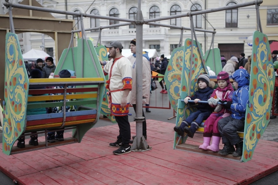 Проводы русской зимы и масленичные гуляния в Пскове