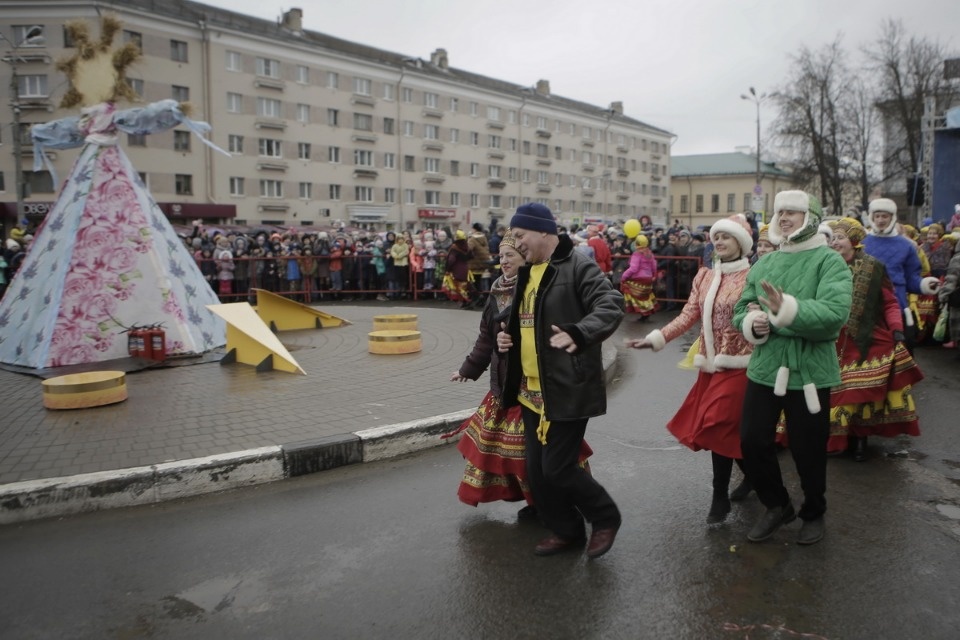 Проводы русской зимы и масленичные гуляния в Пскове