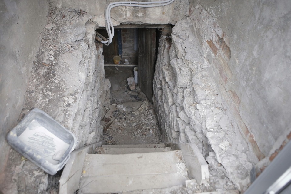 Заложники памятника