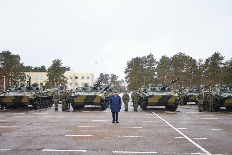Новая военная техника поступила в псковскую дивизию