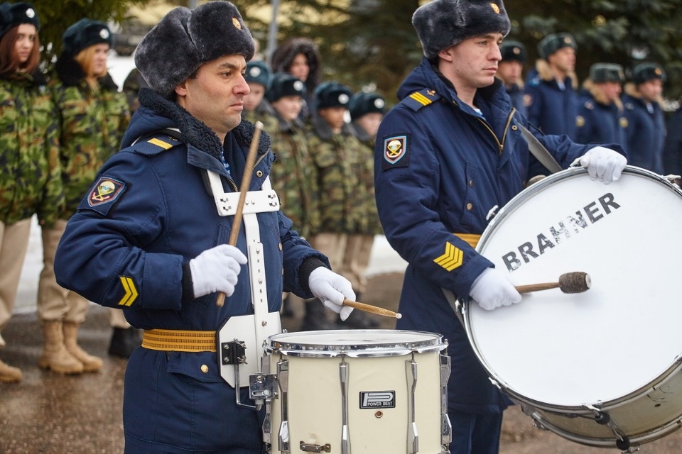 Новая военная техника поступила в псковскую дивизию