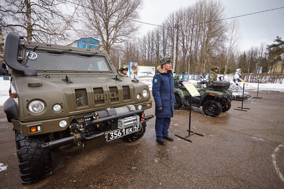 Новая военная техника поступила в псковскую дивизию