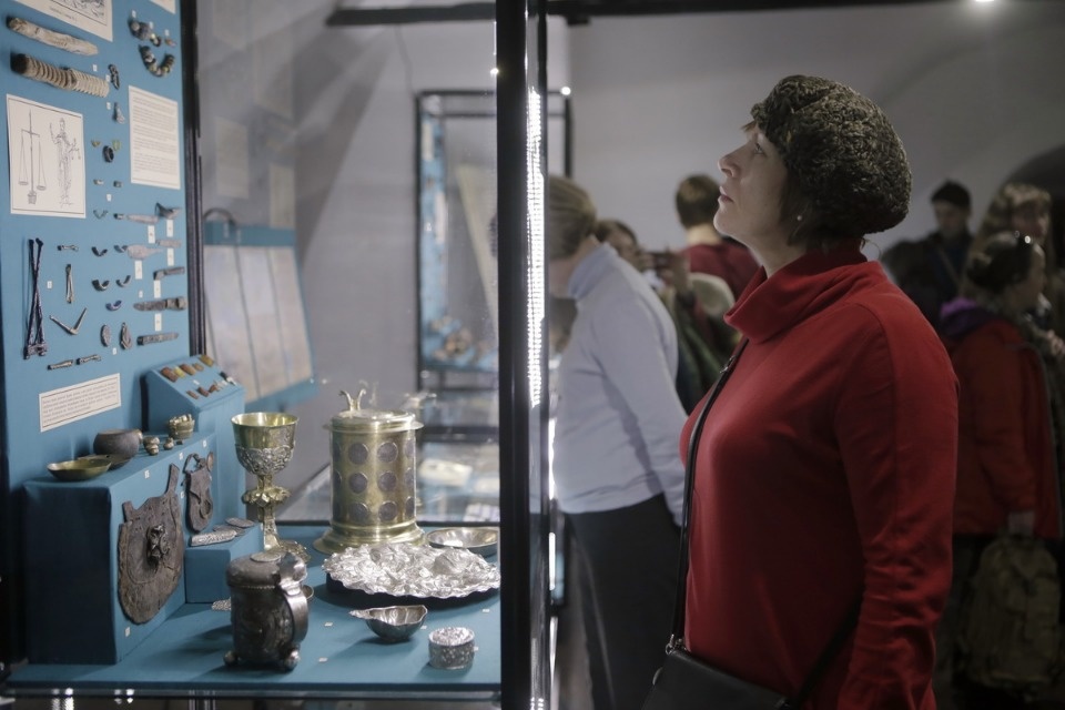 Центральным экспонатом на выставке «Господин Псков» стал меч князя Довмонта Центральным экспонатом на выставке «Господин Псков» стал меч князя Довмонта