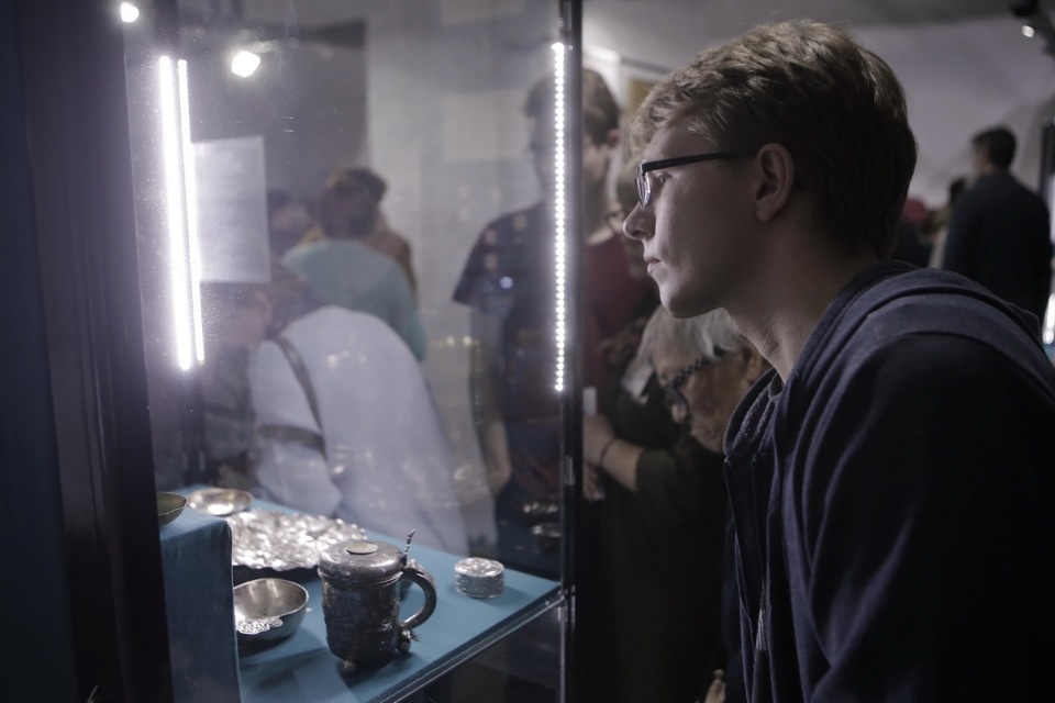 Центральным экспонатом на выставке «Господин Псков» стал меч князя Довмонта Центральным экспонатом на выставке «Господин Псков» стал меч князя Довмонта