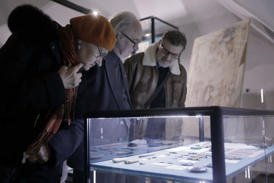 Центральным экспонатом на выставке «Господин Псков» стал меч князя Довмонта Центральным экспонатом на выставке «Господин Псков» стал меч князя Довмонта