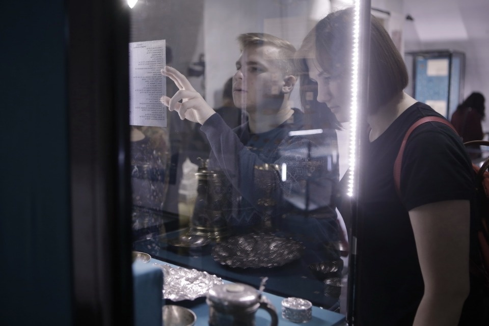 Центральным экспонатом на выставке «Господин Псков» стал меч князя Довмонта Центральным экспонатом на выставке «Господин Псков» стал меч князя Довмонта