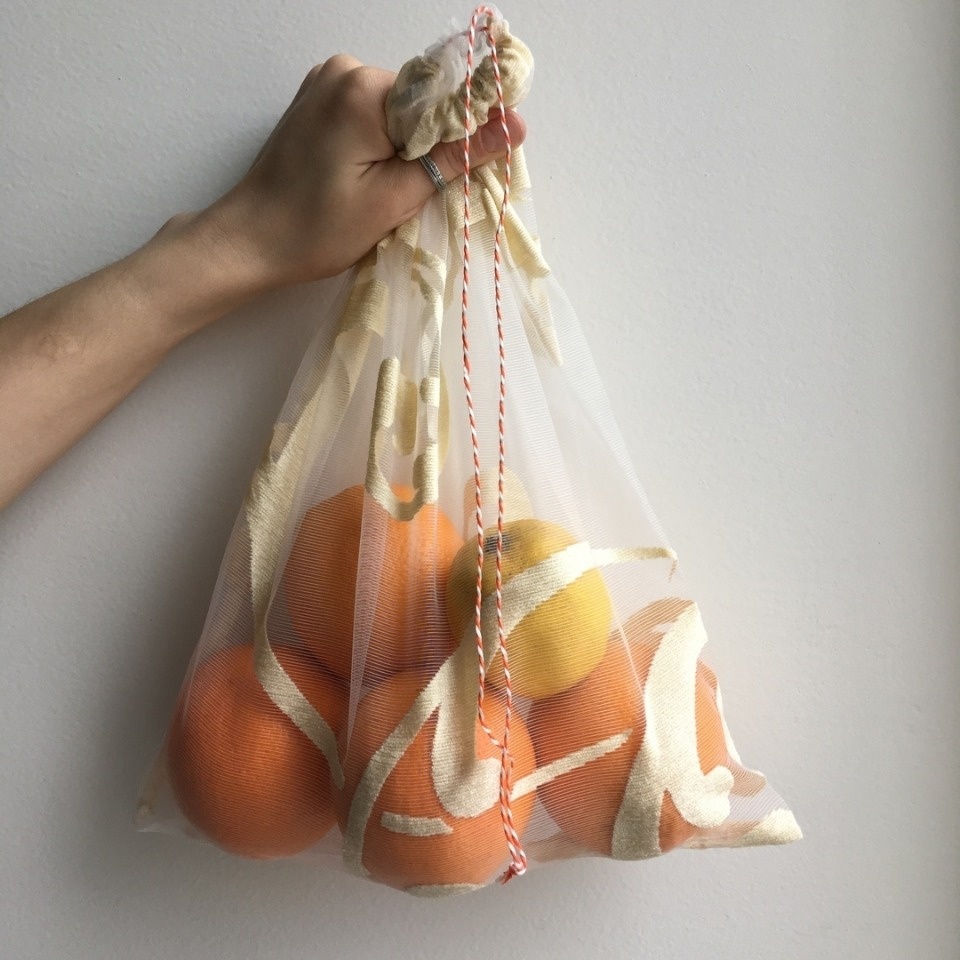 Корреспондент ГТРК «Псков» Дина Перевозчикова научит всех желающих шить экомешочки