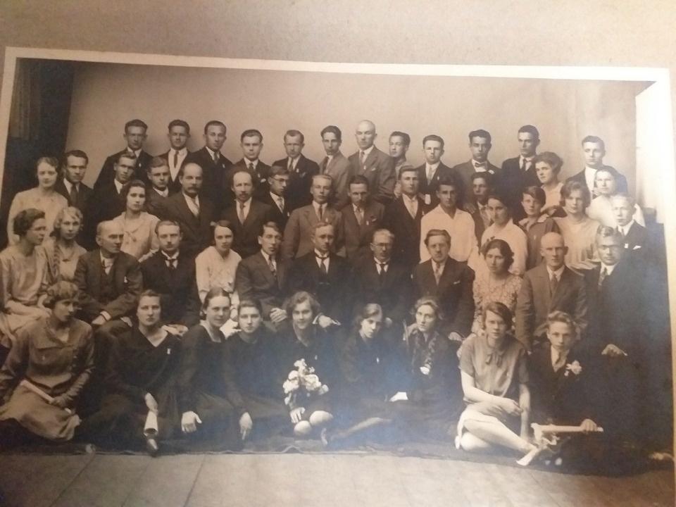 Верну потомкам