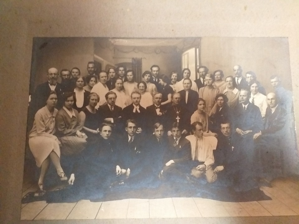 Верну потомкам