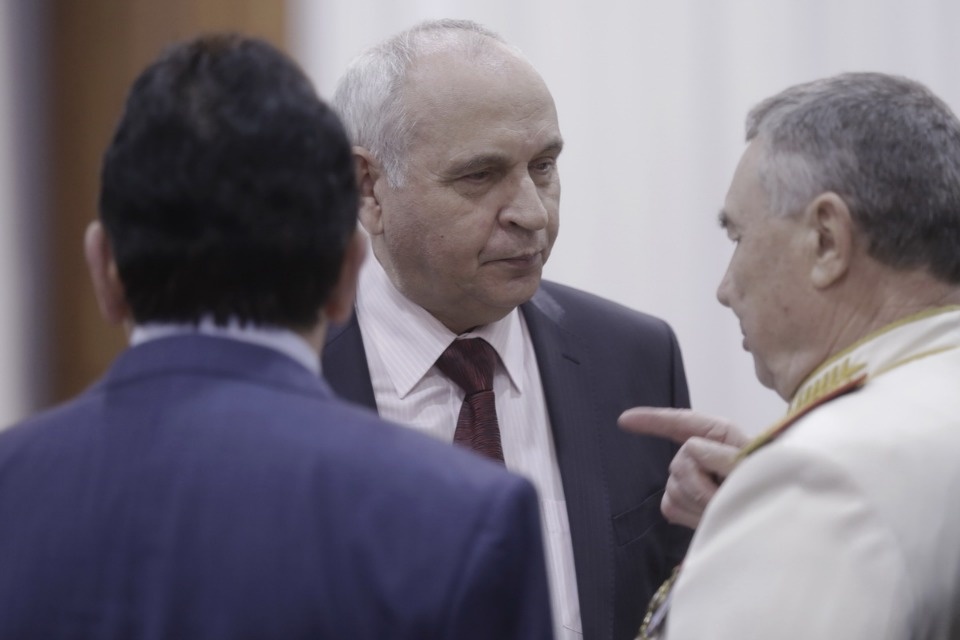 Торжественное заседание, посвященное 25-летию со дня образования Псковского областного Собрания депутатов Торжественное заседание, посвященное 25-летию со дня образования Псковского областного Собрания депутатов