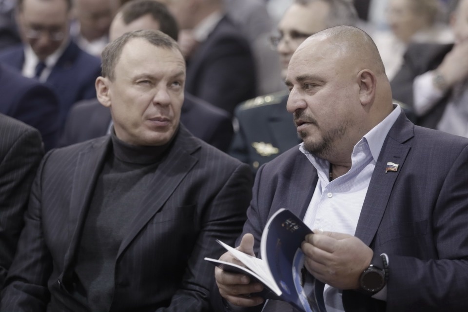 Торжественное заседание, посвященное 25-летию со дня образования Псковского областного Собрания депутатов Торжественное заседание, посвященное 25-летию со дня образования Псковского областного Собрания депутатов