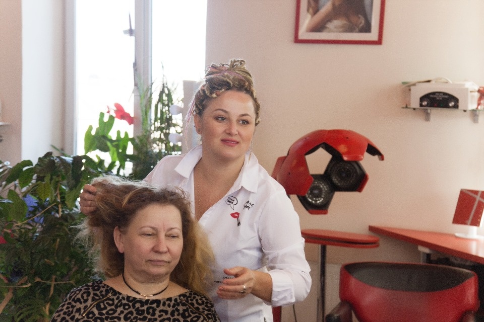 Екатерина Дементьева: Прическе необходимы динамика и объем