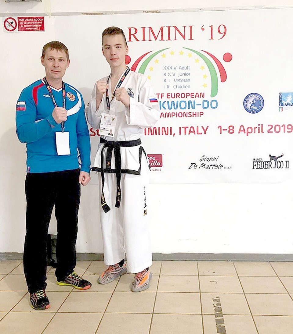 Псковский спортсмен Денис Стволов попал в состав сборной России по тхэквондо