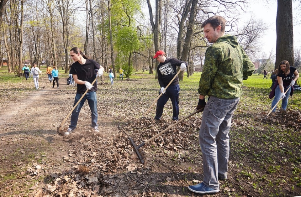 Городские власти привели в порядок сквер за Кузнецким мостом Городские власти привели в порядок сквер за Кузнецким мостом