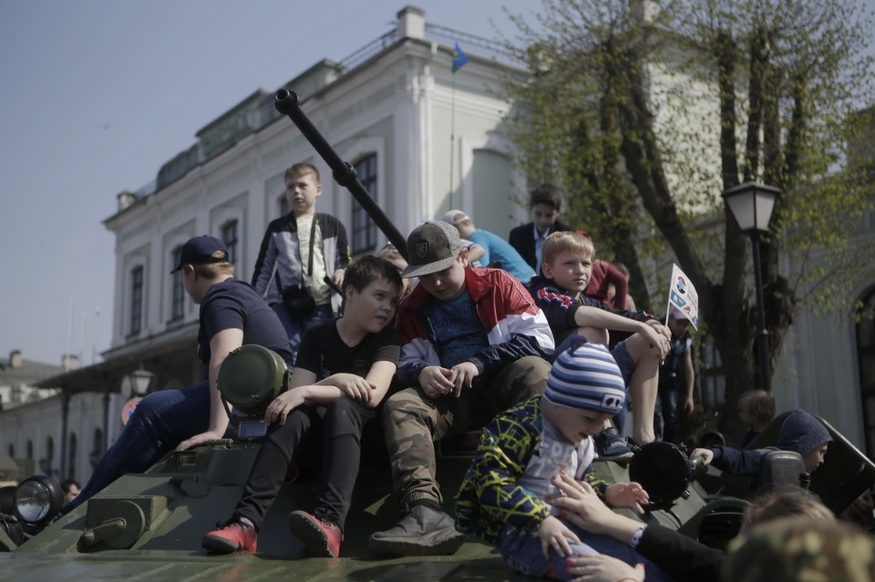 Псковичи увидели военную технику сирийских террористов Псковичи увидели военную технику сирийских террористов