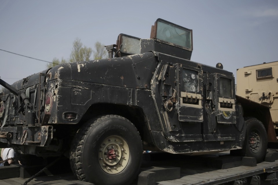 Псковичи увидели военную технику сирийских террористов Псковичи увидели военную технику сирийских террористов