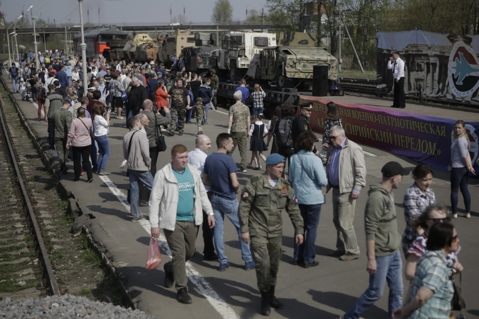 Псковичи увидели военную технику сирийских террористов Псковичи увидели военную технику сирийских террористов