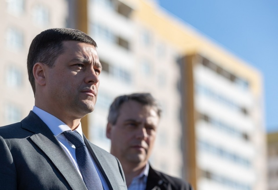 Сор из избы не выносить!