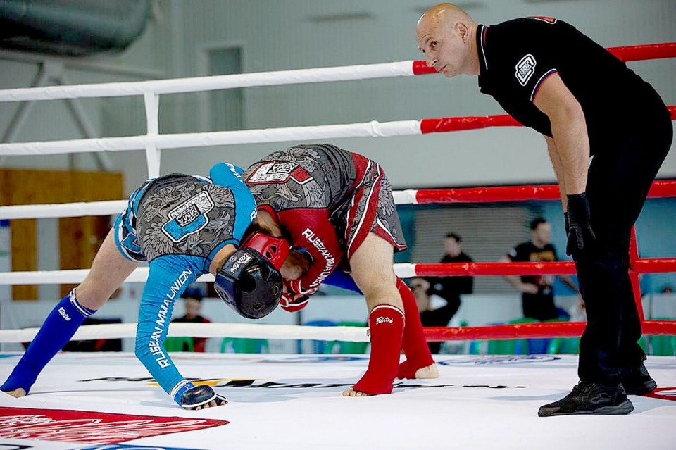 Чеченские борцы заняли первые места на первенстве России по ММА в Великих Луках