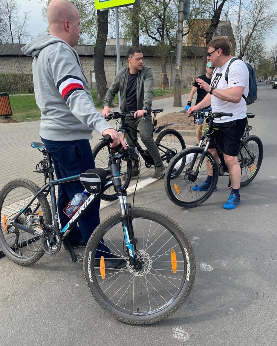 Псковский губернатор жестко раскритиковал ремонт дорог и уборку города: «Не прокатит» Псковский губернатор жестко раскритиковал ремонт дорог и уборку города: «Не прокатит»