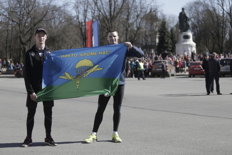 Команда 76-й дивизии ВДВ снова подтвердила своё лидерство на Эстафете «Псковской правды»