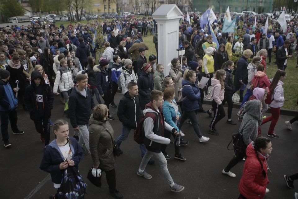 Парад участников Эстафеты «Псковской правды»
