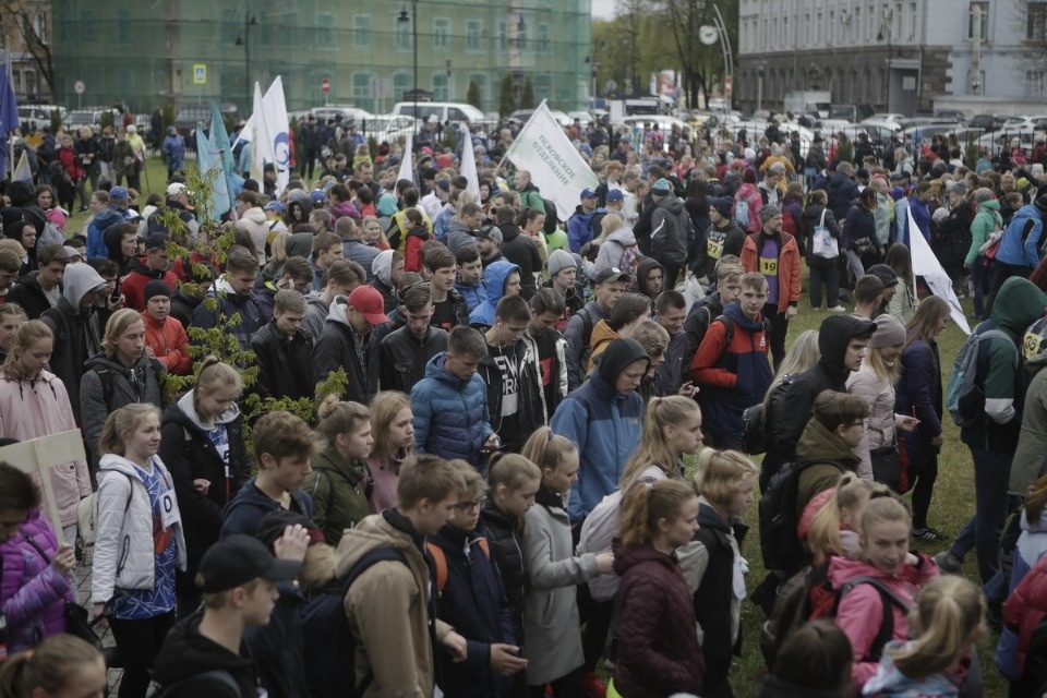 Парад участников Эстафеты «Псковской правды»