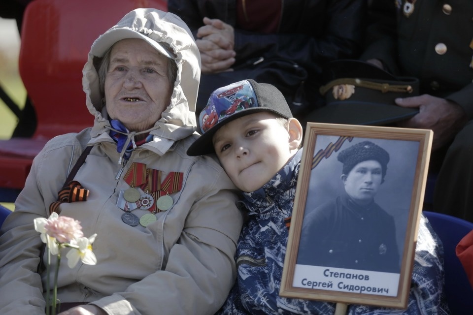 Парад Победы прошел в Пскове Парад Победы прошел в Пскове