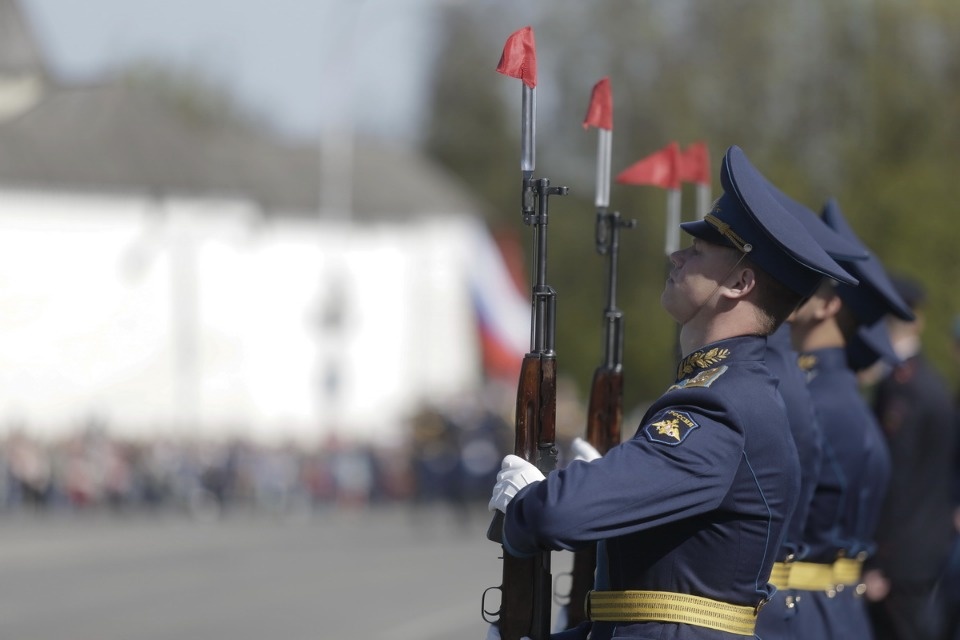 Парад Победы прошел в Пскове Парад Победы прошел в Пскове