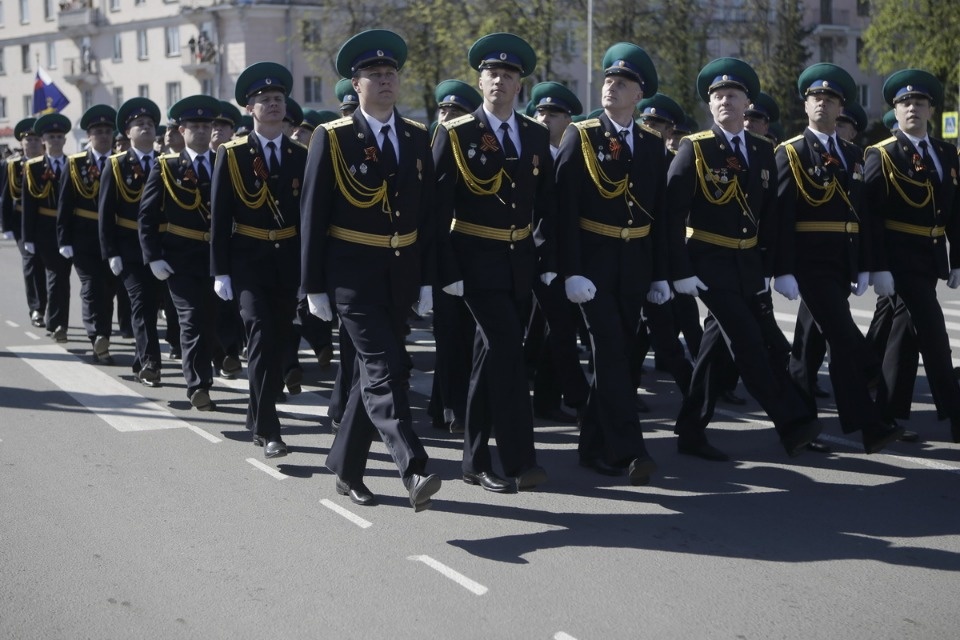 Парад Победы прошел в Пскове Парад Победы прошел в Пскове