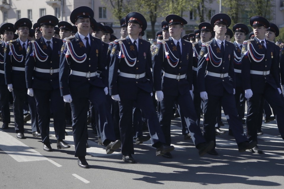 Парад Победы прошел в Пскове Парад Победы прошел в Пскове