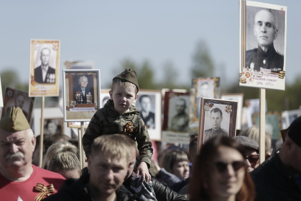 «Бессмертный полк» прошел по центральным улицам Пскова