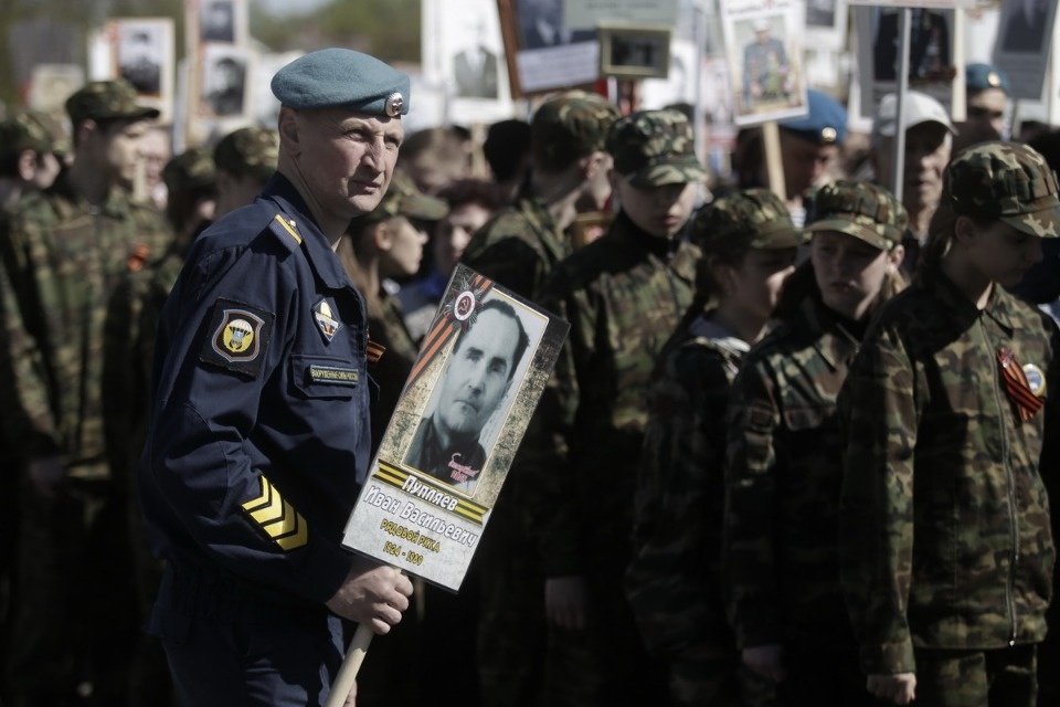«Бессмертный полк» прошел по центральным улицам Пскова