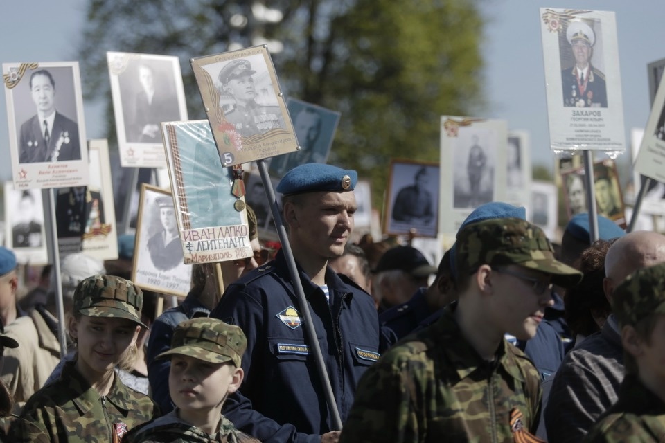 «Бессмертный полк» прошел по центральным улицам Пскова