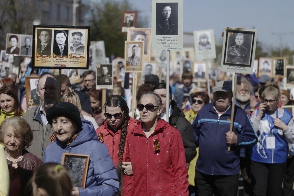 «Бессмертный полк» прошел по центральным улицам Пскова