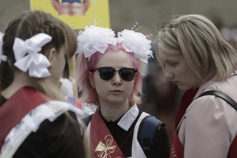 Последний звонок прозвенел для выпускников псковских школ