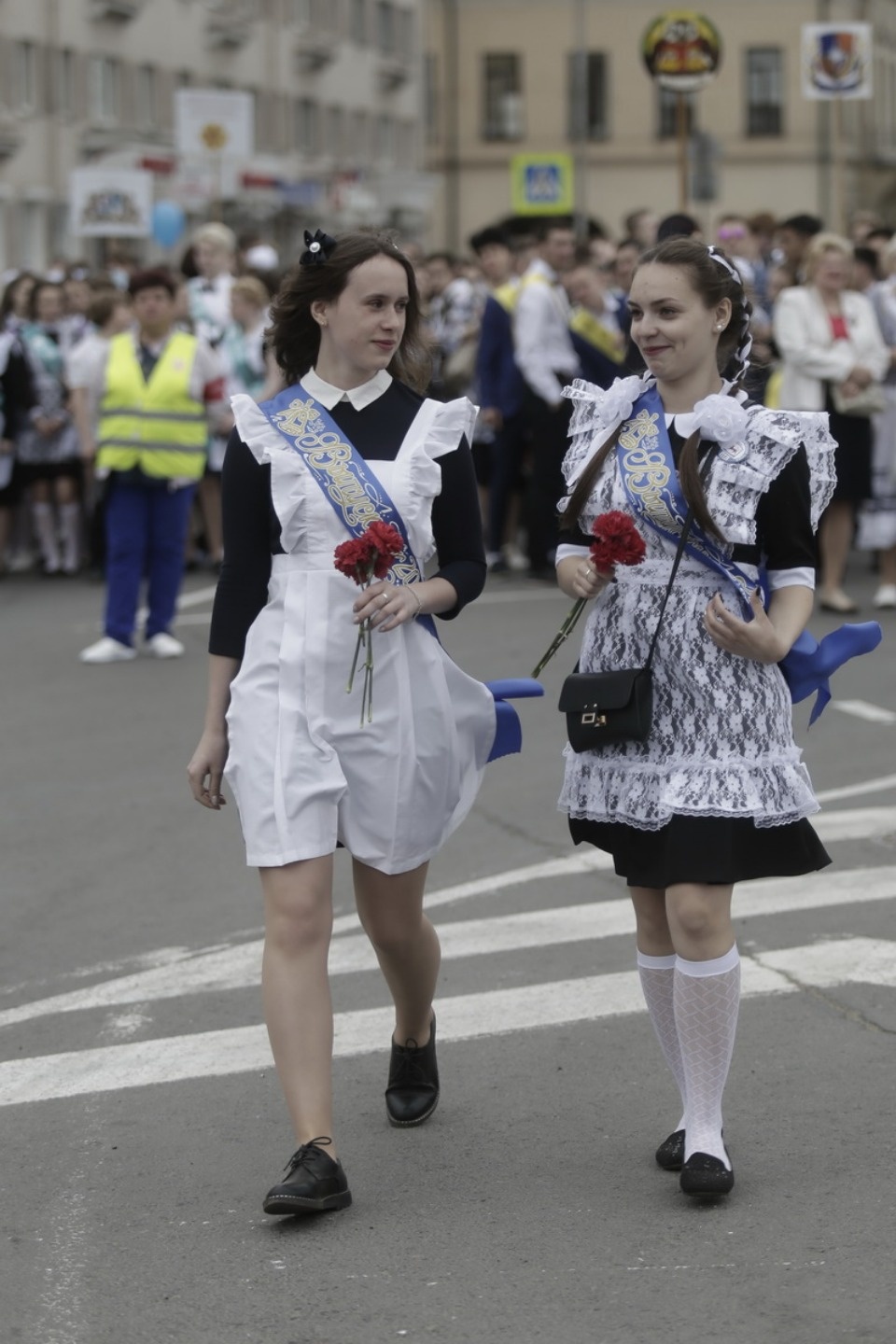 Последний звонок прозвенел для выпускников псковских школ