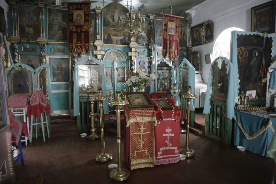 Молния уничтожила купол церкви в Камно