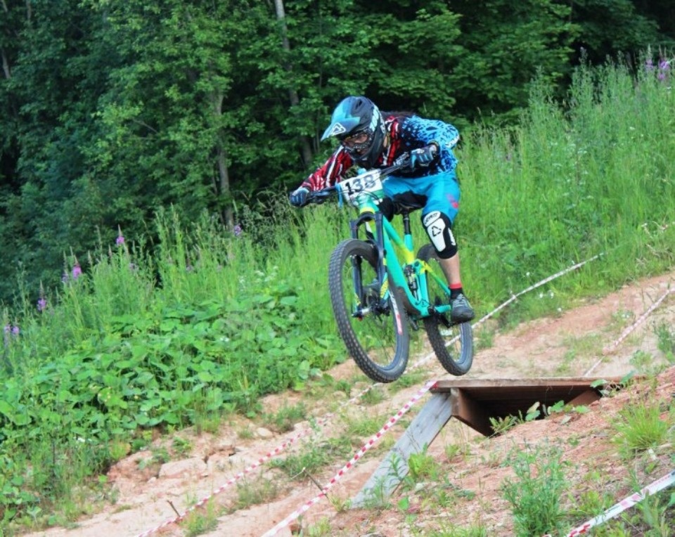 На чемпионат области по кросс-кантри приглашают велосипедистов в Изборско-Мальскую долину На чемпионат области по кросс-кантри приглашают велосипедистов в Изборско-Мальскую долину