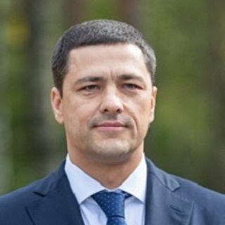 Зампред правительства поможет продолжить реконструкции стадиона «Машиностроитель» в Пскове