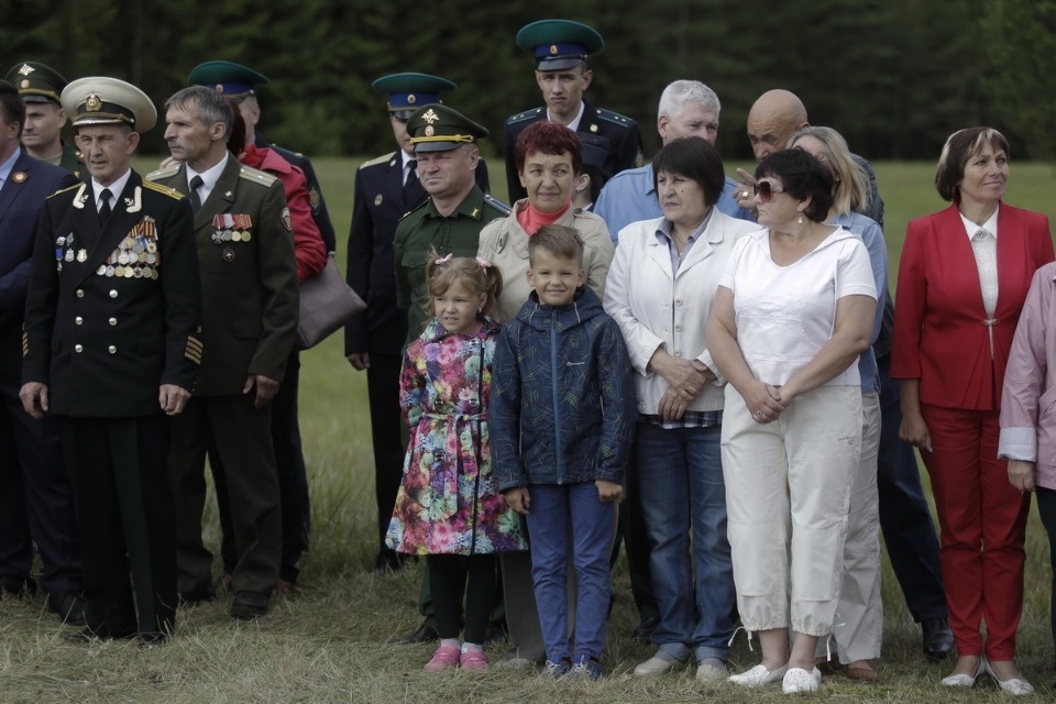 Жители Идрицы отмечают 75-летие освобождения поселка от фашистов